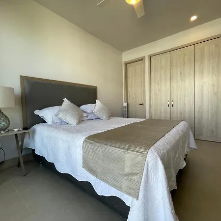 De Lujo, Mejor Zona De Cartagena, Manzanillo Del Mar Y Playa. Cartagena