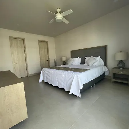De Lujo, Mejor Zona De Cartagena, Manzanillo Del Mar Y Playa. Apartamento Cartagena